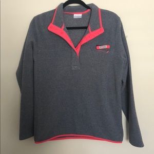 Women’s Grey Columbia Pull Over